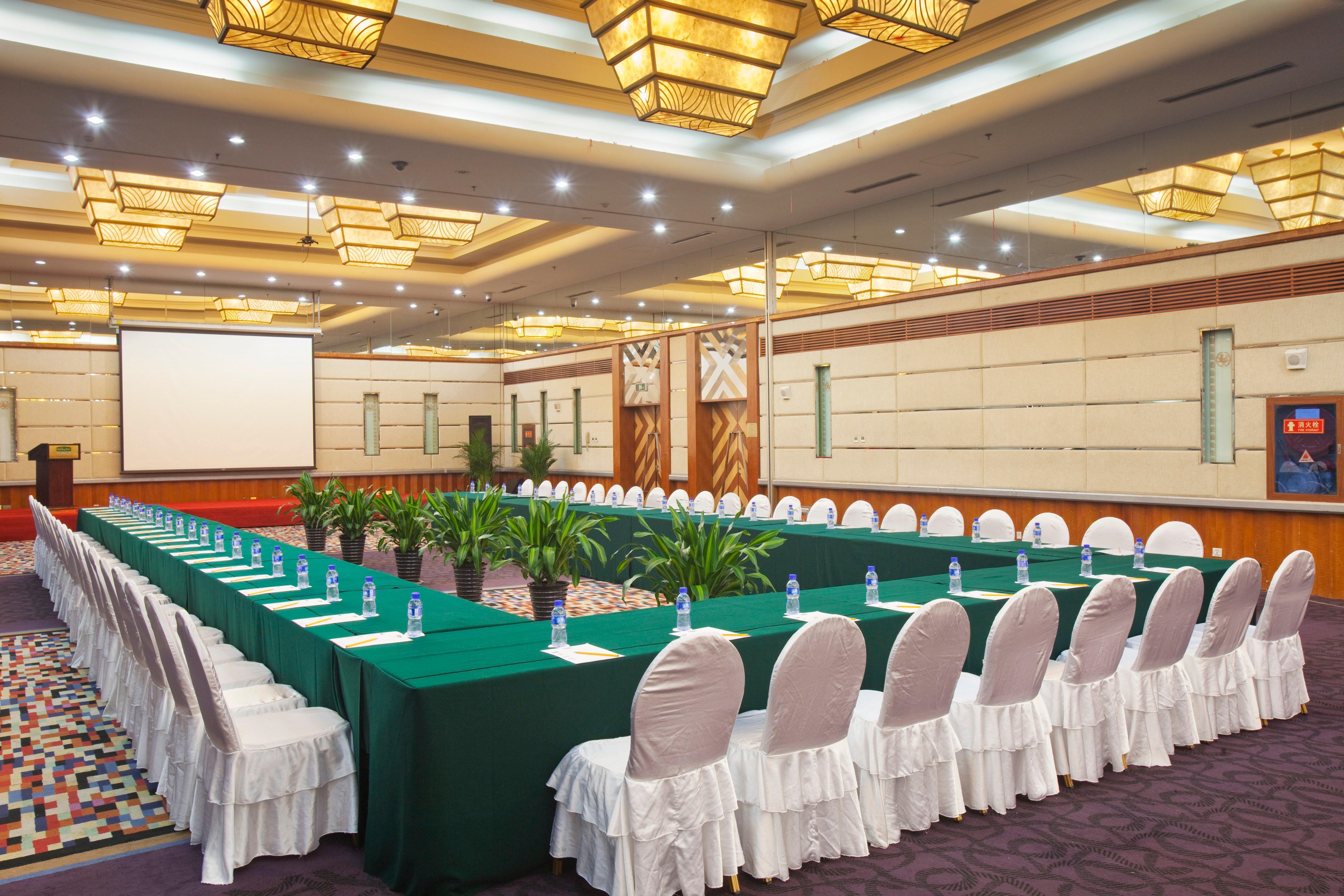 Holiday Inn Hohhot Exterior foto